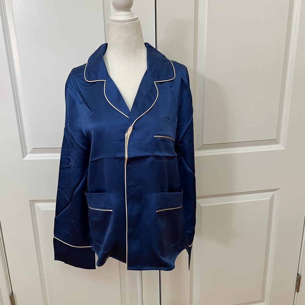 NAKEDCASHMERE 100% Silk Pajama Top Navy Blue Ivory Piping Size S